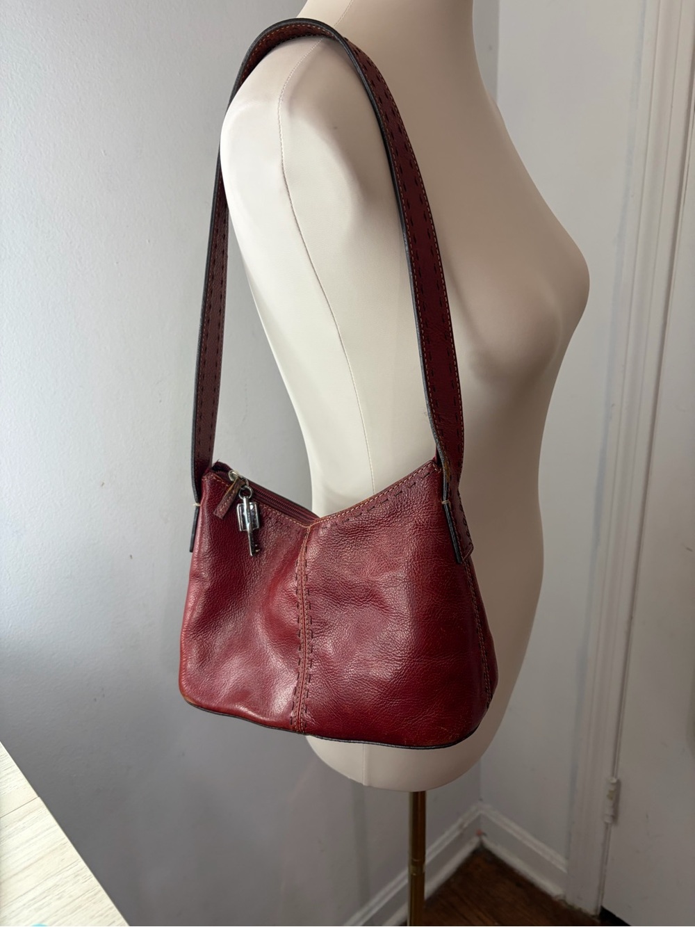 Vintage Fossil Burgundy Red Rustic Leather Shoulder Bag